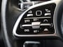 Mercedes-Benz C-klasse 300e / Trekhaak / Night-Pakket / Stoelverwarming / Rij-assistentie /