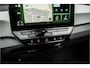Volkswagen ID.3 First Max | SOH 91% | ACC | Lederen bekleding massage | HUD | Pano dak | Apple Car | Trekhaak VW |