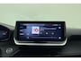 Peugeot e-2008 EV Allure Avantage 54 kWh 100% Elektrisch | Navigatie | Adaptive Cruise control | Camera voor en achter | Climate control | Keyless | Lichtmetalen velgen | Extra getint glas