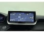 Peugeot e-2008 EV Allure Avantage 54 kWh 100% Elektrisch | Navigatie | Adaptive Cruise control | Camera voor en achter | Climate control | Keyless | Lichtmetalen velgen | Extra getint glas