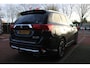 Mitsubishi Outlander 2.0 PHEV *Instyle+* | Trekhaak | Schuifdak | Cruise & Climate Control | Stoel & Stuur verwarming | Camera | Leder | Navigatie | Privacy | Bluetooth |
