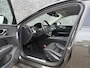 Volvo V60 2.0 B3 Momentum Advantage | Lederen Bekleding | Parkeercamera | Navigatie | Apple CarPlay & Android Auto | Cruise Control | Stoel-/Stuurverwarming |
