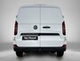Volkswagen Transporter L1H1 64 kWh 136PK | Automaat | Trekhaak | Parkeersensoren Voor + Achter | Achteruitrijcamera | Adaptive Cruise Control | Multifunctioneel Stuurwiel | Airco | Apple/Android Carplay | Elektrisch Verstelbare Spiegels |