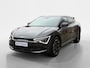 Kia EV6 Light Edition 63 kWh | Netto bijtelling vanaf €266,- p/m! | Stoel- en stuurverwarming | Achteruitrijcamera | Parkeersensoren voor- en achter | Apple/Android Carplay | 195 kW laadvermogen | 10% tot 80% laden in 18 minuten | Adaptive cruise control | Climate control | Navi