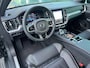 Volvo V60 2.0 T6 Plug-in hybrid AWD Plus Dark Harman-Kardon premium sound, Elektr Verstelbare stoelen, Verwarmde stoelen+stuur, Trekhaak semi elektrisch