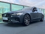 Volvo V60 2.0 T6 Plug-in hybrid AWD Plus Dark Harman-Kardon premium sound, Elektr Verstelbare stoelen, Verwarmde stoelen+stuur, Trekhaak semi elektrisch