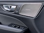 Volvo V60 2.0 T6 Plug-in hybrid AWD Plus Dark Harman-Kardon premium sound, Elektr Verstelbare stoelen, Verwarmde stoelen+stuur, Trekhaak semi elektrisch