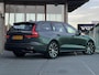 Volvo V60 2.0 T6 Plug-in hybrid AWD Plus Dark Harman-Kardon premium sound, Elektr Verstelbare stoelen, Verwarmde stoelen+stuur, Trekhaak semi elektrisch
