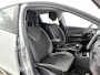 Renault Clio 0.9 Limited 90pk | Navigatie | Airco | Cruise Control | Parkeersensoren | 15" LMV |