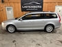 Volvo V70 2.5T Momentum / STOELVERW. / DEALER ONDR / NWE APK