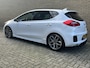 Kia Ceed cee'd 1.6 T-GDi GT-line | 204 PK! | Navigatie | Xenon verlichting | 18 inch Lichtmetalen velgen | Cruise Control | Keyless | Camera | Leder Alcantara Interieur | Climate Control | Volledig onderhouden