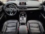 Mazda CX-5 2.5 4WD SkyActiv-G 194 Luxury | Dealeronderhouden | Trekhaak | Apple Carplay/Android Auto | Stoelverwarming/verkoeling | Elektrische verstelbare stoelen met geheugen | Bose Premium soundsysteem | Elektrische achterklep | 360 graden camera | Climate control | Lichtmetalen velgen | Adaptief Cruise Control |