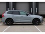 Volvo XC60 2.0 T6 Plug-in hybrid AWD Ultra Black Edition | Head-up display | Adaptive Cruise & Pilot Assist | Panoramisch Schuif-/Kanteldak | 360-Camera | Harman Kardon Premium Audio | Draadloze Telefoonlader