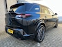 Peugeot e-5008 Launch Edition Dual Motor 73 kWh Black Edition | 2 stoelen op derde rij | Achterstoelen verwarmd | Achteruitrijcamera
