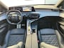 Peugeot e-5008 Launch Edition Dual Motor 73 kWh Black Edition | 2 stoelen op derde rij | Achterstoelen verwarmd | Achteruitrijcamera
