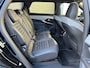 Peugeot e-5008 Launch Edition Dual Motor 73 kWh Black Edition | 2 stoelen op derde rij | Achterstoelen verwarmd | Achteruitrijcamera