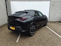 Peugeot E-3008 Launch Edition 325 Dual Motor 73 kWh Black Edition | 11 kW lader | Achterbank in delen neerklapbaar | Achterstoelen verwarmd