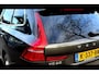 Volvo XC60 2.0 T8 AWD 299kW/407pk Aut8 Twin Engine Inscription PANORAMADAK + HEAD-UP DISPLAY + STOELVERWARMING V&A + STUURVERWARMING + ADAPT.CRUISE + PILOT ASSIST + STANDKACHEL + ON-CALL + SUBWOOFER + LEER + CAMERA + PARKASSISTENT + 20" LM-VELGEN/18" LM-VELGEN WINTE