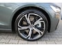 Volvo V60 T6 Plug-in hybrid AWD Plus Dark | Premium | Sport Stoelen | 19" Velgen