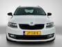 Skoda Octavia Combi 2.0 TDI 150PK Greentech Style line / Navi / Cruise-ctr. / Park-assist / 18" Lmv / Trekhaak / Privacy glass / Canton audio / Apk juni-2026