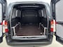 Peugeot e-Partner 136 L2 50 kWh | 0% rente | Long | 3 Zitplaatsen | Laadruimte betimmering | Long | Navigatie | Camera
