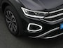 Volkswagen T-Roc 1.5 TSI 150 pk DSG Style | Achteruitrijcamera | Adaptive Cruise | Navigatie | Alcantara | Side Assist