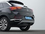 Volkswagen T-Roc 1.5 TSI 150 pk DSG Style | Achteruitrijcamera | Adaptive Cruise | Navigatie | Alcantara | Side Assist
