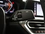 BMW 3-Serie 320i High Executive Edition | M-Sport | Sportstoelen | Digitaal Dashboard | HUD | Apple CarPlay/Android Auto | Navigatie | Camera | DAB | Stoelverwarming | Adaptieve Cruise Control | Interieur Verlichting | LED |