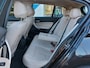 BMW 1-Serie 118i 136pk Automaat High Executive 5-Deurs | Origineel NL | Navi | Clima | Adap.Cruise | Harman-Kardon | Schuifdak | Leder+Sportstoel+Stoelverwarming | Led Koplampen | Pdc V+A+Camera | 16''lm