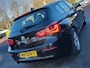 BMW 1-Serie 118i 136pk Automaat High Executive 5-Deurs | Origineel NL | Navi | Clima | Adap.Cruise | Harman-Kardon | Schuifdak | Leder+Sportstoel+Stoelverwarming | Led Koplampen | Pdc V+A+Camera | 16''lm