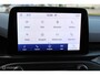 Ford Focus Wagon 1.0 EcoBoost Hybrid ST Line X Business, Camera, Electrische achterklep, Voor + achter Pdc, App connect, Digitaal dashboard, Clima, Navi, Donker glas, Carbon interieur, Rode remklauwen, Zwarte dakrails, 17 Inch Lmv.