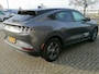 Ford Mustang Mach-E 98kWh 294pk RWD Automaat 610km WLTP bereik | Trekhaak