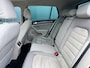 Volkswagen Golf 1.4 TSI 150pk Automaat R-Line * Panorama * Dodehoekassistent * Stoelverwarming *