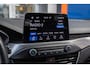 Ford Focus Wagon 1.0 EcoBoost Titanium Business | Trekhaak | Camera | Cruise adaptief | Stoel/stuur/voorruit verwarming | LED | Apple Carplay/Android Auto | Keyless | Navi | Apple Carplay/Android Auto|telefoonintegratie premium | Cruise control adaptief met Stop&Go en stuurhulp | Keyless entry