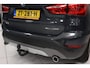BMW X1 sDrive20i Orange Edition III | Panoramadak | Camera | Sportstoelen | Trekhaak | Leder bekleding | DAB+ | Stoelverwarming | Elektr achterklep |