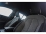 Volvo XC40 2.0 B4 Plus Dark | 2.000 kg trekgewicht!|  Adaptieve Cruise Control | Pilot Assist | Trekhaak elektrisch | Stoel & Stuurverwarming | Elektrische Stoelen + Geheugen | Parkeercamera | Elektrische achterklep | Google | Keyless Entry