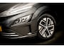 Hyundai Kona Electric EV Fashion 64 kWh I Schuifdak I Facelift I 3 Fase I Full Map Navi I LED I Camera