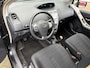 Toyota Yaris 1.3 VVTi Sol | Airco | All-season Banden | Radio |