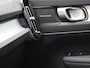 Volvo XC40 B3 163PK Core Business Edition / Adaptive Cruise / BLIS / Verwarmbaar Stuurwiel + Voorstoelen / Extra Getint Glas / 18" / Harman Kardon Audio /