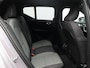 Volvo XC40 B3 163PK Core Business Edition / Adaptive Cruise / BLIS / Verwarmbaar Stuurwiel + Voorstoelen / Extra Getint Glas / 18" / Harman Kardon Audio /