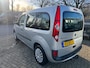 Renault Kangoo Family 1.6-16V Expression 2012 airco, elec pakket, nwe apk t/m 11-12-2026 162.338 km , trekhaak , ( schamp schade)