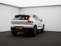 Volvo XC40 B4 197PK Plus Black Edition / Nubuck Bekleding / 20" / Contrasterend Dak / Harman Kardon / Elekt. Verstelb. Stoelen / Verwarmbaar Stuurwiel + Voorstoelen / BLIS /Adaptive Cruise /
