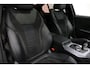 BMW 3-Serie 330e xDrive M Sport / M340i Diffuser / Black Diamond M Grill / M340i M Sport bumper pakket / Schuif-/kanteldak / Premium kleur Dravitgrau / Apple Carplay - Android Auto / Stoelverwarming / Ambienteverlichting / 19'' LMV / Stuurwiel verwarming / Full LED / Keyless / Koplamp BMW Individual Shadow Line / Draadloze telefoonlader / Active Cruise Control / Navigatie / DAB+