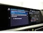 BMW 3-Serie 330e xDrive M Sport / M340i Diffuser / Black Diamond M Grill / M340i M Sport bumper pakket / Schuif-/kanteldak / Premium kleur Dravitgrau / Apple Carplay - Android Auto / Stoelverwarming / Ambienteverlichting / 19'' LMV / Stuurwiel verwarming / Full LED / Keyless / Koplamp BMW Individual Shadow Line / Draadloze telefoonlader / Active Cruise Control / Navigatie / DAB+