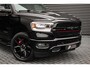 Dodge Ram 1500 5.7 V8 HEMI BLACK EDITION / 100DKM / DIRECT RIJDEN / APPLE CARPLAY / 22 INCH / FULL BLACK / RED-LINE / SPORT / PANO