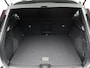 Volvo EX40 Single Motor 252PK Extended Range Core 82 kWh / Business Edition / All Season Banden / Verwarmbare Voorstoelen + Stuurwiel / 19" / Harman Kardon / BLIS / Adaptive Cruise /
