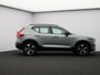 Volvo XC40 B4 197PK Plus Dark / All Season / Harman Kardon / BLIS / Adaptive Cruise / 19" / Verwarmbare Voorstoelen + Stuurwiel / Elekt. Verst. Stoelen /