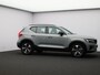 Volvo XC40 B4 197PK Plus Dark / All Season / Harman Kardon / BLIS / Adaptive Cruise / 19" / Verwarmbare Voorstoelen + Stuurwiel / Elekt. Verst. Stoelen /