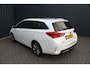Toyota Auris Touring Sports 1.8 Hybrid Executive - TREKHAAK - PANORAMADAK - CAMERA - 1e EIGENAAR