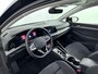 Volkswagen Golf 1.4 eHybrid Style | NETTO DEAL!! | PHEV | Camera | Adaptive cruise | El. bed. stoel | Parkeersensoren | Lm-wielen |